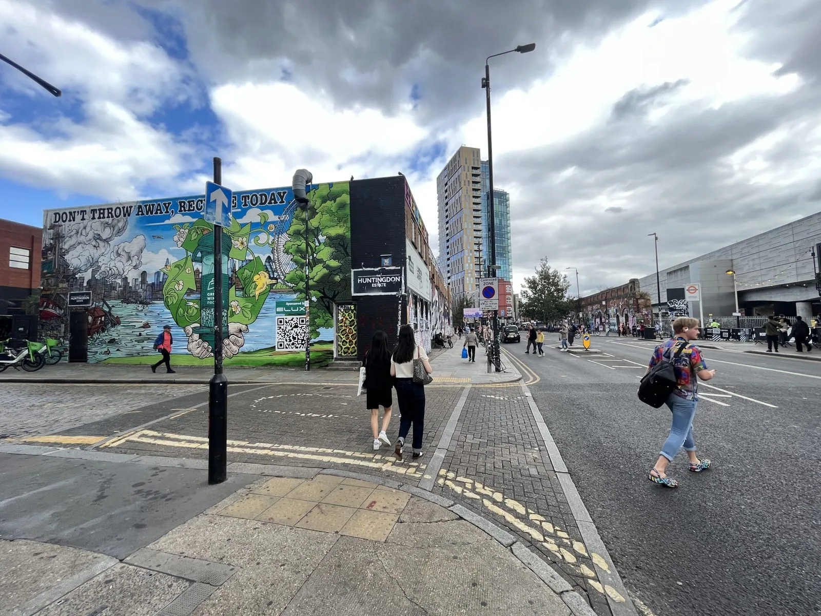 Green Wings Project Unveils Striking Graffiti in Shoreditch to Champion Used E-Cigarette Recycling